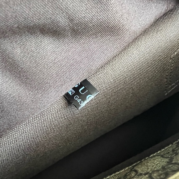 🚫SOLD🚫 Authentic Gucci Monogram Tote - Picture 5 of 15